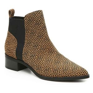 crown vintage afessa bootie leopard